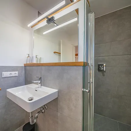 Apartament Haus Bergstille 1 - 2 Wald im Pinzgau
