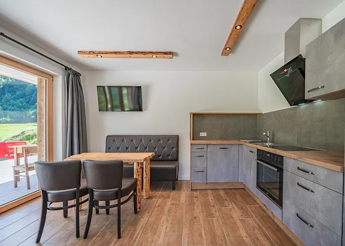 Haus Bergstille 1 - 2 *