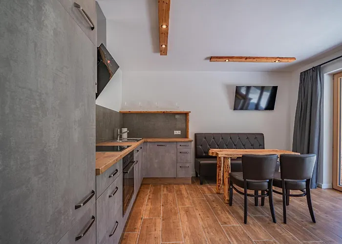 Haus Bergstille 1 - 2 Appartement *